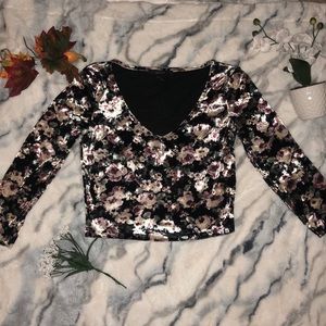 Floral Mid Sleeve Crop Top